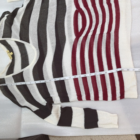 Cecico Women's Red, White, and Blue Knit Pullover Sweater With Pocket Size Large - Picture 6 of 8